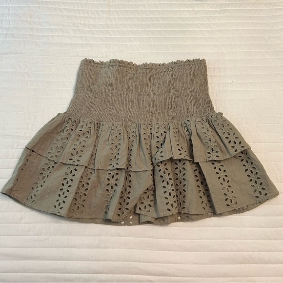 Zara Women's Green and Khaki Skirt - Picture 2 of 4